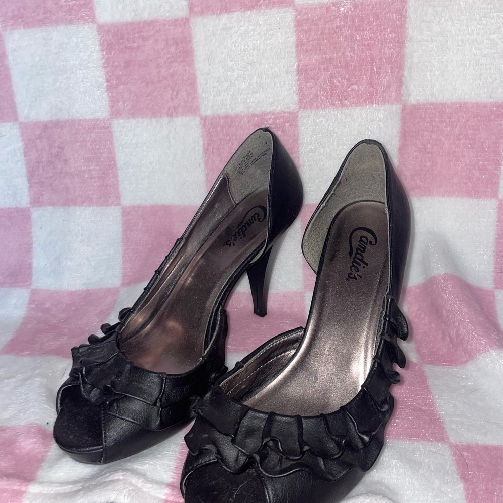 Candie's Black Ruffled 4inch Heels